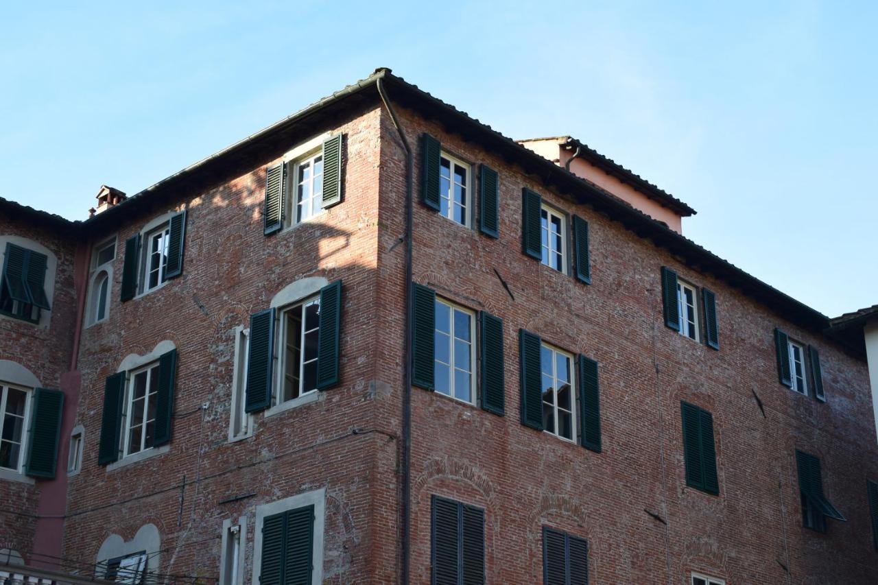 Al Carmine Apartments Towers View With Ac ルッカ エクステリア 写真